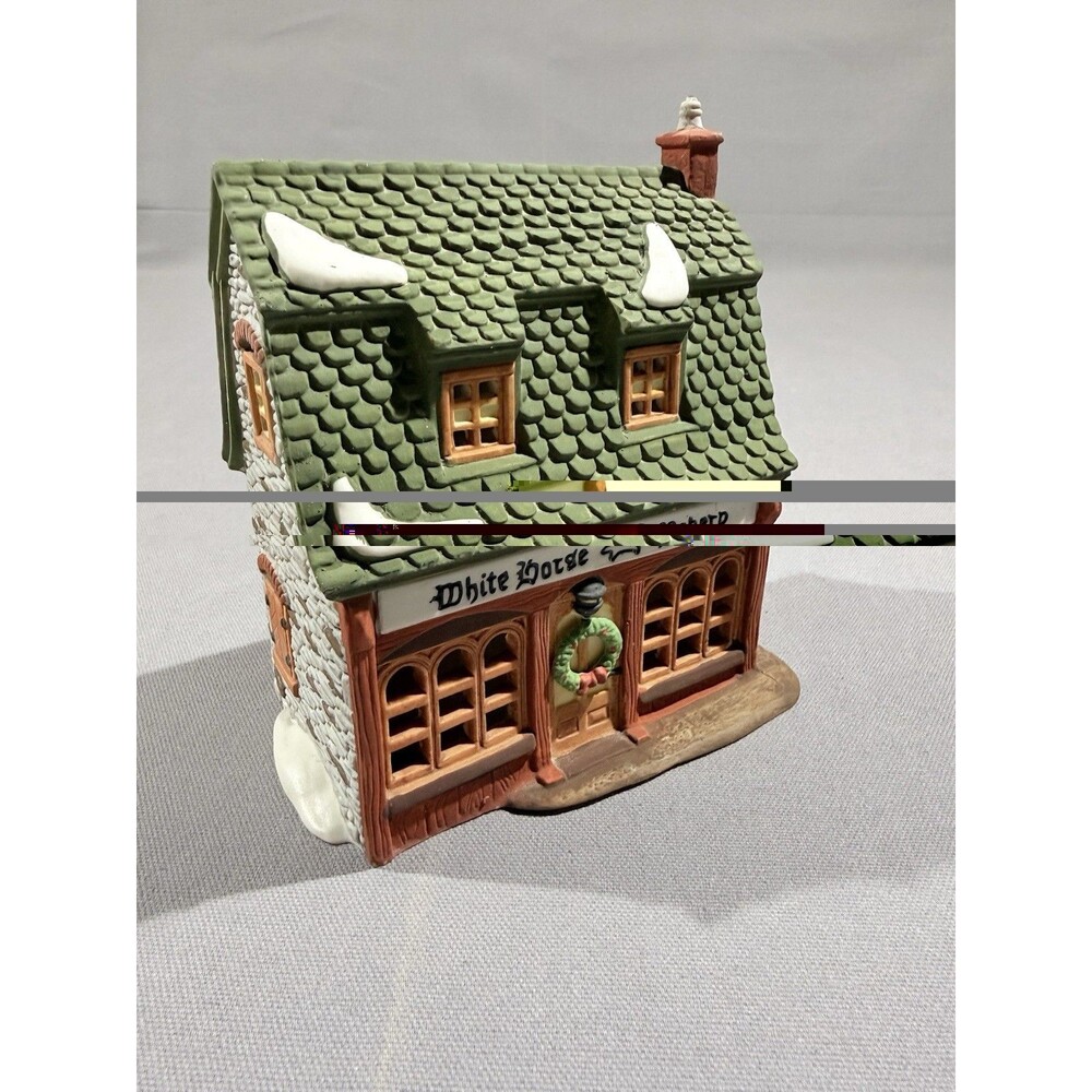 Dept 56 Dickens Village White Horse Bakery #5926-9 with Box - No Light included